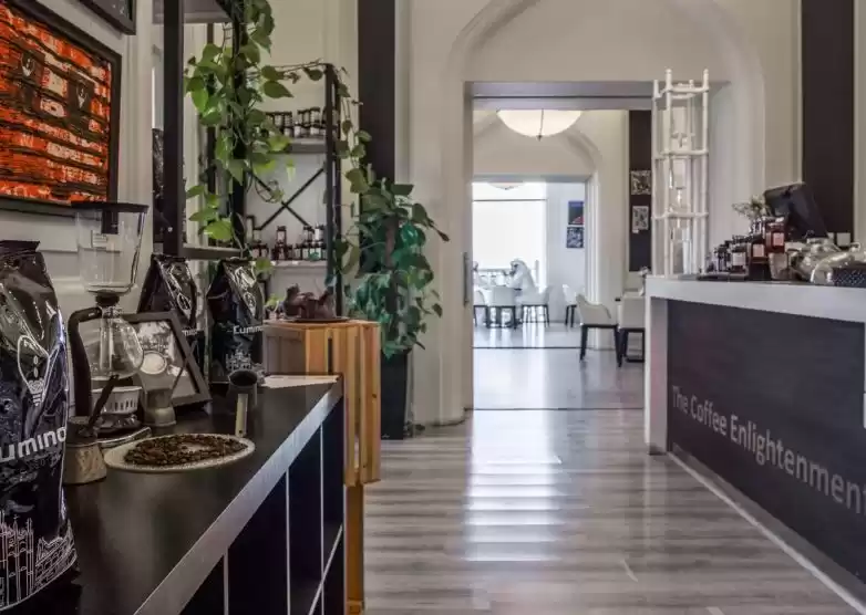 Résidentiel Propriété prête 5 chambres F / F Appartement  a louer au Al-Sadd , Doha #9306 - 1  image 